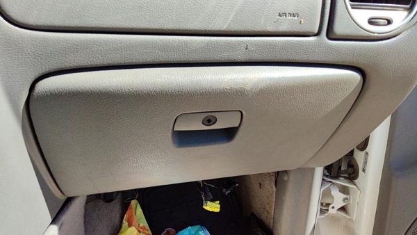 2002-2009 Gmc Envoy Glove Box Assembly Complete Door With Latch Oem Gray 28H — photo 3
