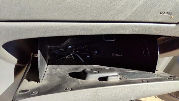 2002-2009 Gmc Envoy Glove Box Assembly Complete Door With Latch Oem Gray 28H — photo 4