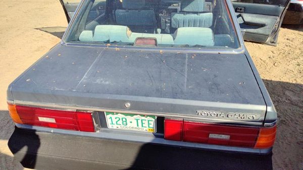 1986 Toyota Camry Trunk/decklid/hatch/tailgate Gray — photo 4