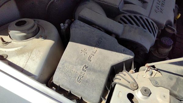 07 Pacifica Complete Air Intake Cleaner Filter Box Housing With Tube Oem 4.0L — photo 3