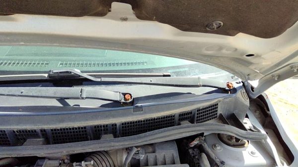 2007-2012 Nissan Versa Driver Left Windshield Wiper Arm Oem Blade Lever 22917498 — photo 3