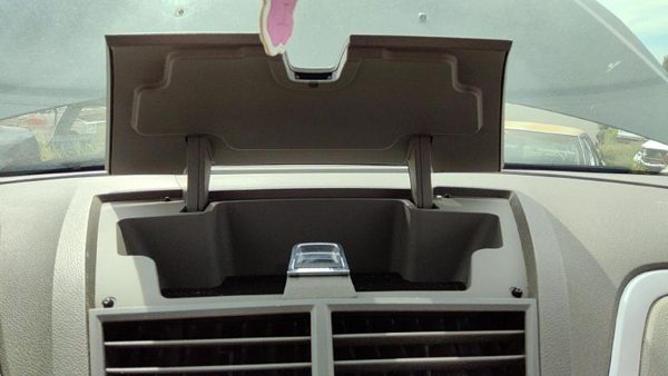 2009 2010 Chevy Traverse Upper Dash Cubby Oem Gray — photo 2