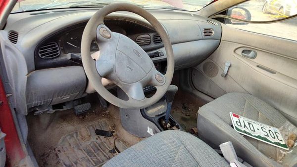 1995 Ford Aspire — vehicle photo 5