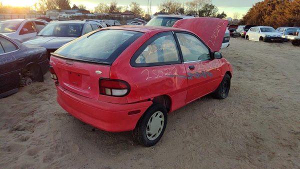 1995 Ford Aspire — vehicle photo 8