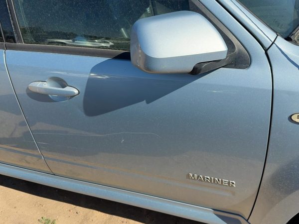 2008 Mercury Mariner Front Door RH Light Blue Ls — photo 3