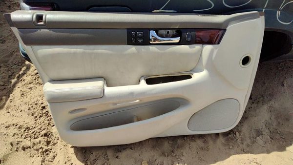 1998-2000 Cadillac Seville Driver Left Front Inside Door Trim Panel Only Tan 503 — photo 1