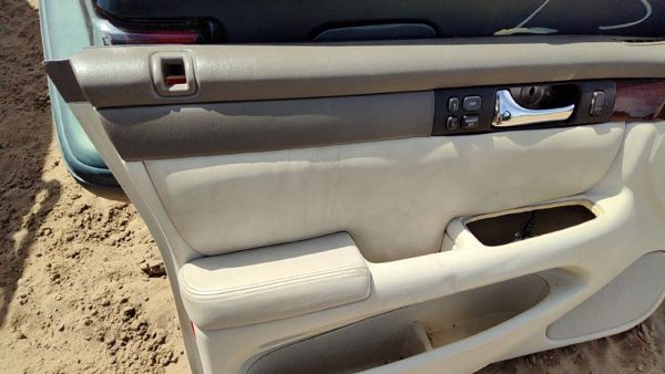 1998-2000 Cadillac Seville Driver Left Front Inside Door Trim Panel Only Tan 503 — photo 2