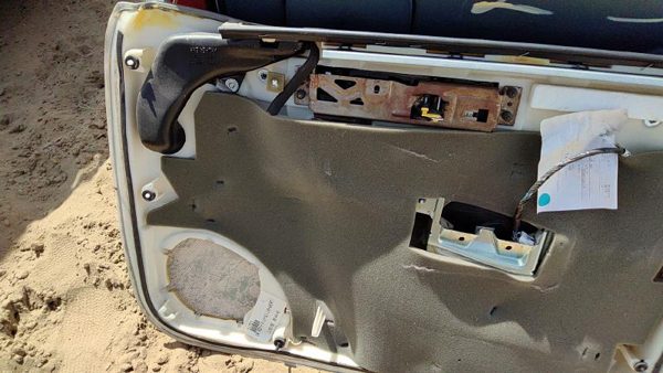 1998-2000 Cadillac Seville Driver Left Front Inside Door Trim Panel Only Tan 503 — photo 10