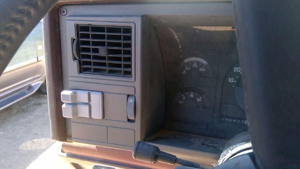 1988-1991 Silverado 1500 Trim Bezel Around Speedometer Oem Dash Surround Panel — photo 3