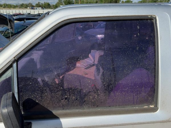 1988-1993 Isuzu Pup Driver Left Front Side Window Door Glass Oem 8971500950 — photo 2
