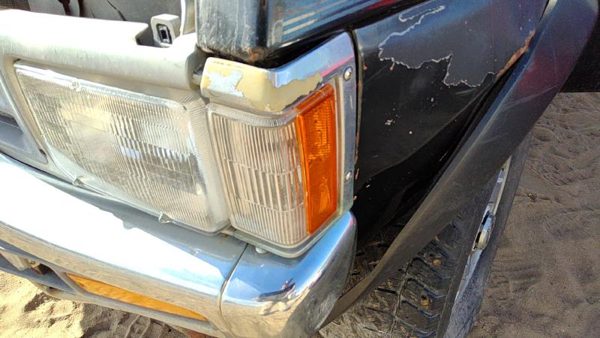 93-95 Pathfinder Nissan Pathfinder Passenger Right Front Turn Signal Light Lamp — photo 2