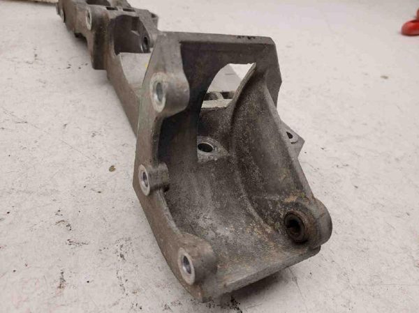 2001 Vw Beetle 1.8L Turbo Alternator Bracket Oem 06A903143p — photo 4