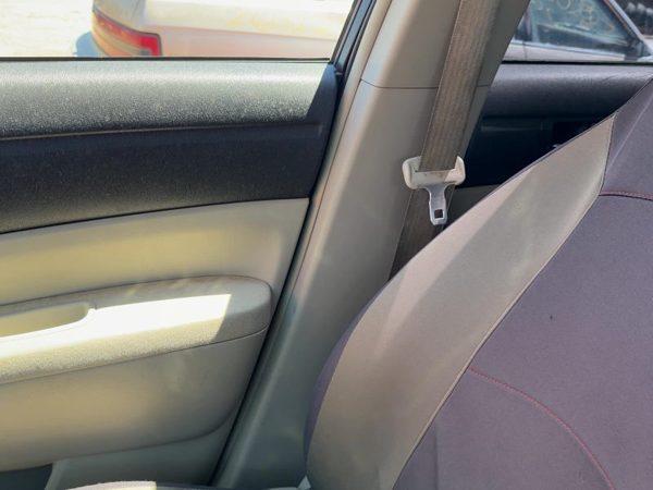 2004-2009 Toyota Prius Passenger Right Lower B Pillar Trim Panel Bisque — photo 2