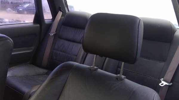 1991 Mitsubishi Galant Headrest LH — photo 4