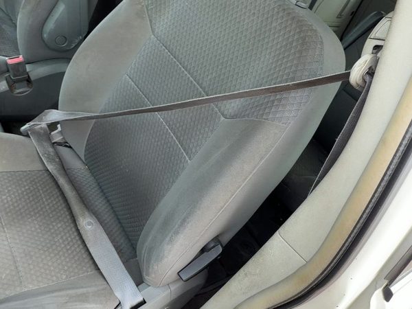 08-10 Town & Country Driver Left Front Seat Belt Retractor Oem Shoulder Gray — photo 2