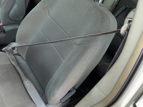 08-10 Town & Country Driver Left Front Seat Belt Retractor Oem Shoulder Gray — photo 4