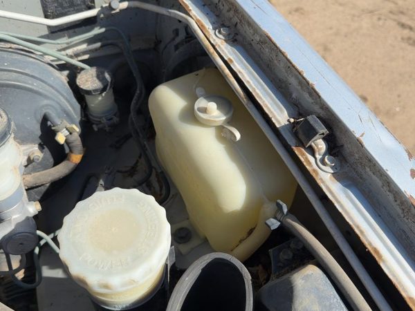 1988-1995 Isuzu Pup Coolant Reservoir Radiator Overflow Tank Bottle Oem 2.6L — photo 1