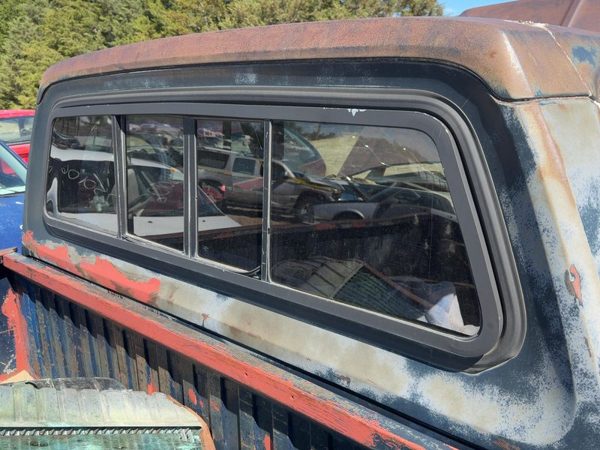 1978-1993 Dodge D150 Back Glass Rear Window Oem 55134519 — photo 1