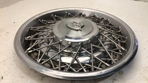 1980-1984 Deville Sedan Hub Cap Wheel Cover Oem #1 01622897 — photo 11