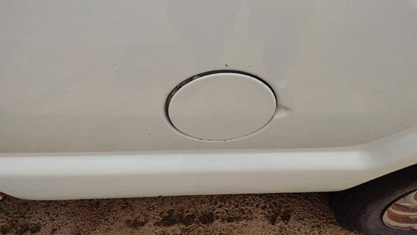 96-03 S10 Pickup Fuel Tank Door With Hinge Gas Lid Oem Filler White 50U 15023050 — photo 5