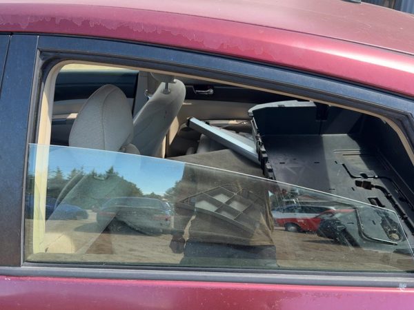 2004-2009 Toyota Prius Driver Left Rear Side Window Door Glass Oem Back — photo 1
