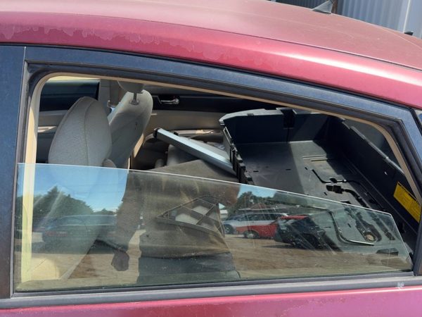 2004-2009 Toyota Prius Driver Left Rear Side Window Door Glass Oem Back — photo 3