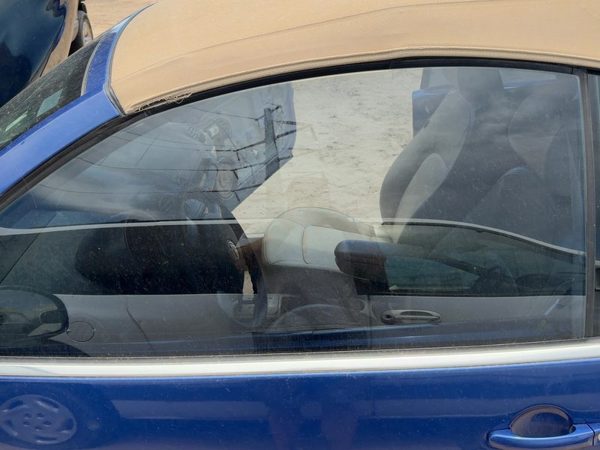 2004-2010 Driver Left Front Side Window Door Glass Oem 1Y0845201A — photo 3