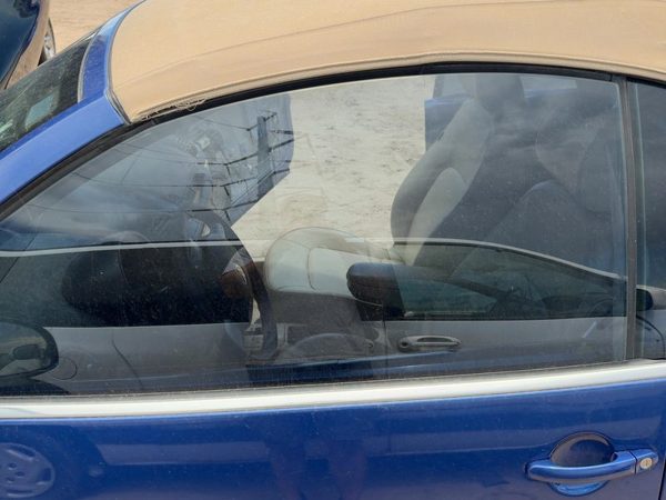 2004-2010 Driver Left Front Side Window Door Glass Oem 1Y0845201A — photo 4