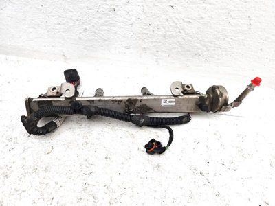 2006-2007 Chevy Hhr Complete Fuel Rail With Injectors Set Loaded Oem 2.2L