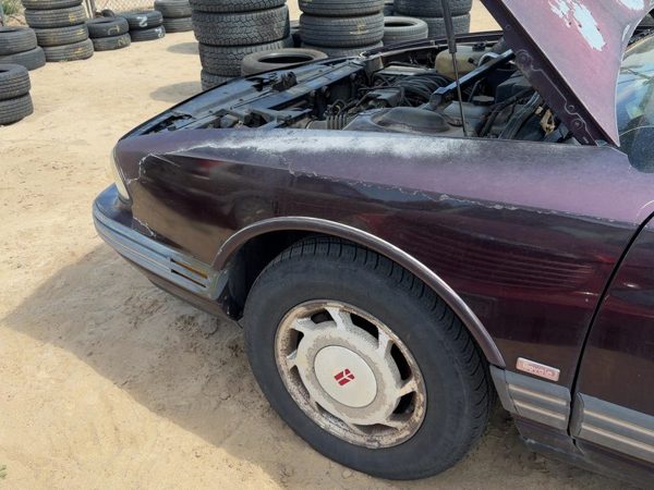 1992-1998 Olds Eighty Eight Driver Left Front Fender Oem Maroon 25663637 — photo 3