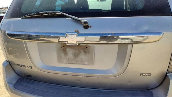05-09 Equinox License Plate Trim Surround Panel Oem Tail Trunk Finish Silver 67U — photo 2