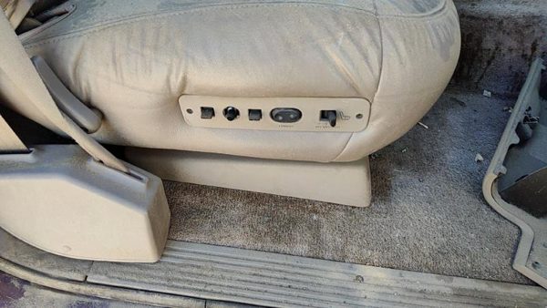 99 Gmc Yukon Passenger Right Side Power Seat Switch With Trim Panel Oem Tan 522 — photo 4