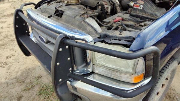 2003 Ford F350 Sd Pickup Header Panel — photo 1