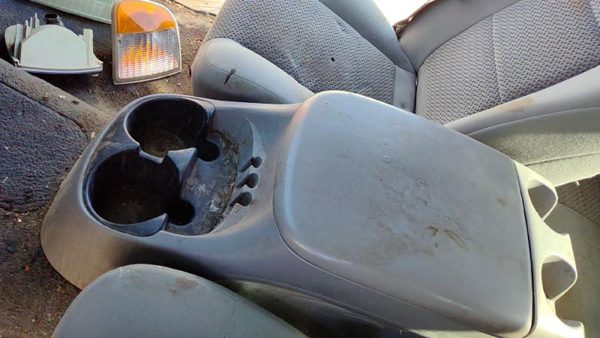 2001-2004 Ford F150 Center Console Assembly Oem Arm Rest Fold Down Gray — photo 3