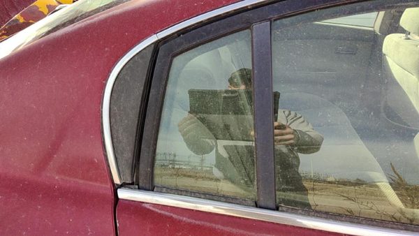 02-06 Nissan Altima Passenger Right Rear Vent Window Back Door Glass With Frame — photo 1
