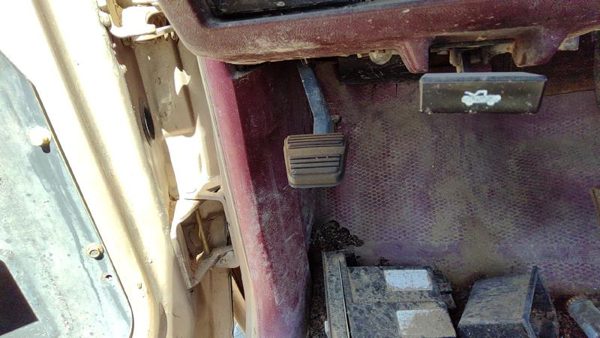 88-94 Gmc Sierra 2500 Parking Brake Pedal Assembly Oem Complete Emergency Unit — photo 6