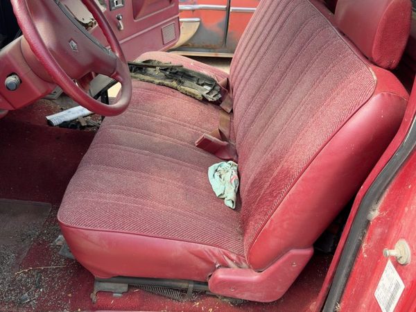 1987-1996 Dodge Dakota Front Bench Seat Assembly Red OEM — photo 2