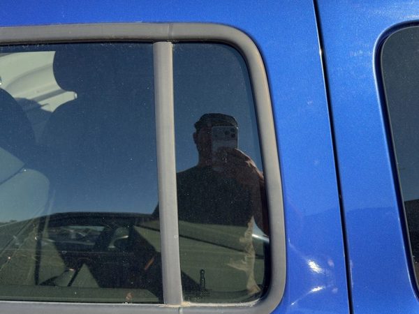 2006-2011 Chevy Hhr Driver Left Rear Vent Window Back Door Glass With Frame Oem — photo 2