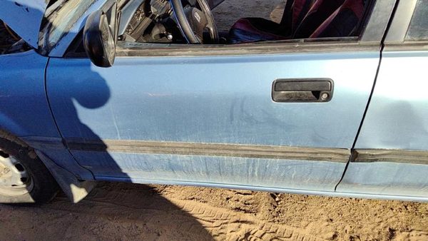 1989 Honda Civic Front Door LH Blue — photo 3