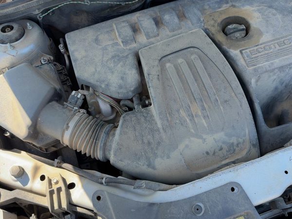 05-08 Cobalt Complete Air Intake Cleaner Filter Box Housing With Tube Oem 2.4L — photo 4