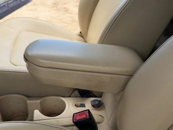 02-08 Vw Beetle Convertible Driver Left Front Arm Rest Side Seat Oem Console Tan — photo 2