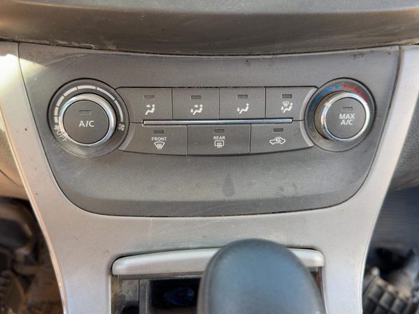 2014 Nissan Sentra Heater A/c Control — photo 4