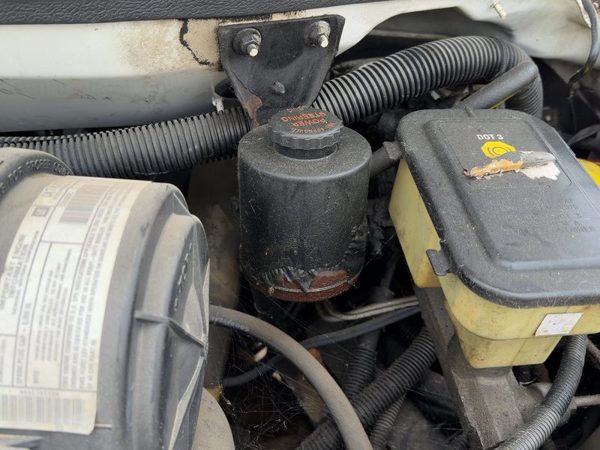 99-02 Chevy Express Van 2500 Power Steering Fluid Remote Reservoir Tank Oem 5.7L — photo 1