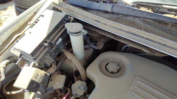 05-09 Chevy Uplander Windshield Washer Fluid Reservoir With Pump Oem Wiper Tank — photo 3