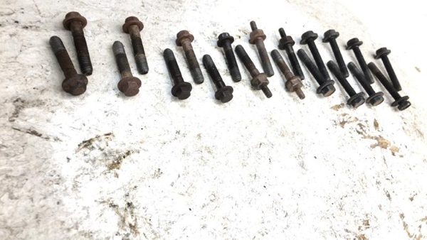 05-10 Chrysler 300 Intake And Exhaust Manifold Bolts Set Hardware 3.5L Factory — photo 6