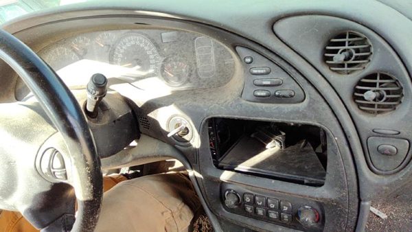 00-05 Bonneville Trim Bezel Around Speedometer Dash Surround Panel Pewter 932 — photo 2