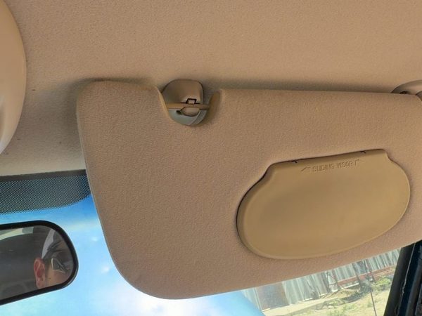 01 Chrysler Pt Cruiser Passenger Right Sun Visor Oem Sunroof Illumination Beige — photo 4