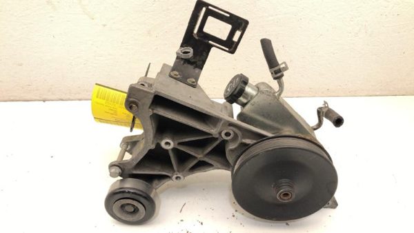 2003 Cadillac Escalade Power Steering Pump With Mount Bracket Oem 6.0L — photo 4