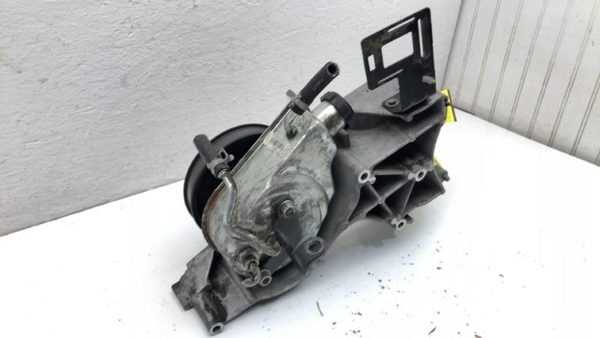 2003 Cadillac Escalade Power Steering Pump With Mount Bracket Oem 6.0L — photo 7