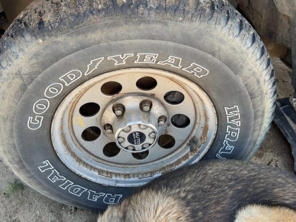 1993-1997 Isuzu Rodeo 15" Steel Wheel Oem Factory Rim #4 4403671 — photo 2